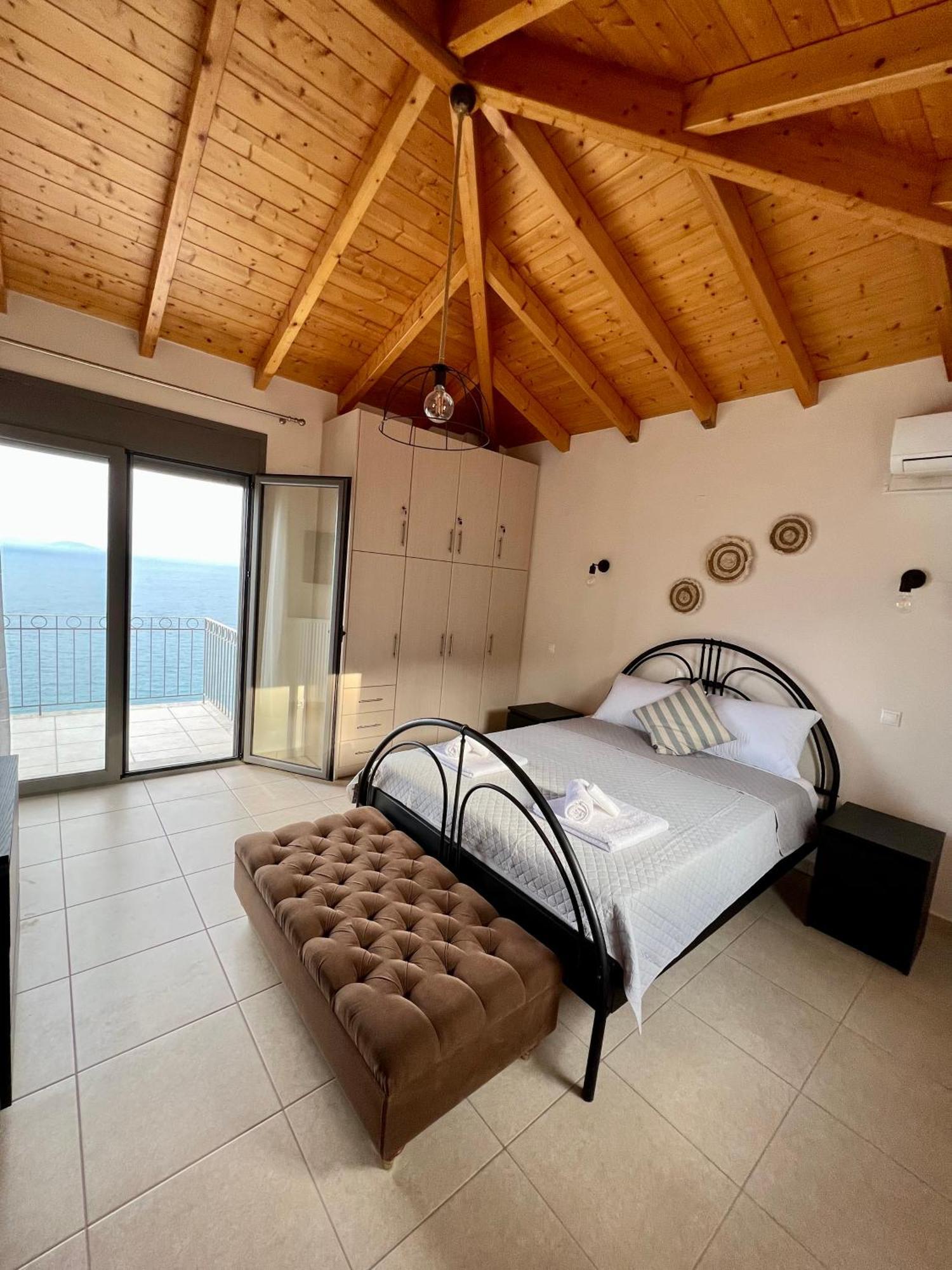 Vl Luxury Villa Киверион Экстерьер фото